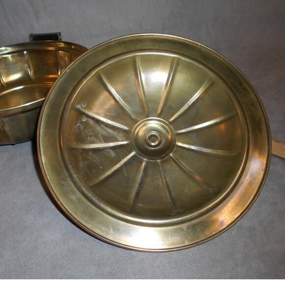 Vintage MCM Rochester Copper Chafing Parts 9" Round Dish w/Lid - Picture 12 of 12